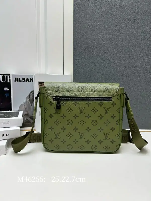 louis vuitton aaa homme mini sac a main s_11b26231